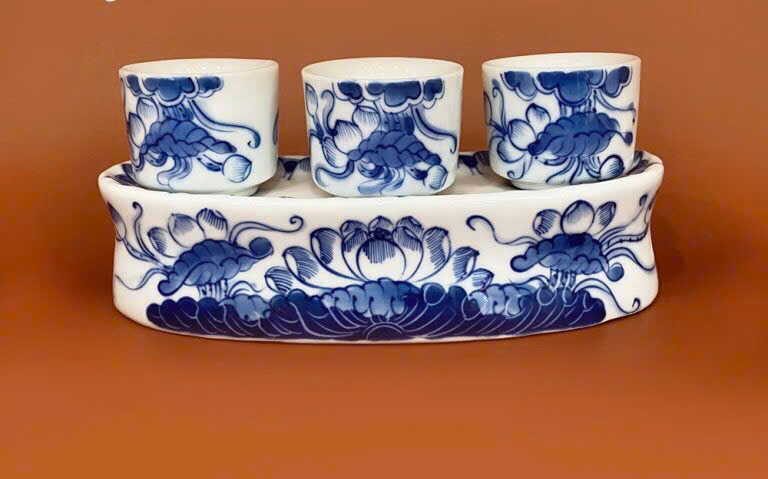 Ý nghĩa khay 3 cong