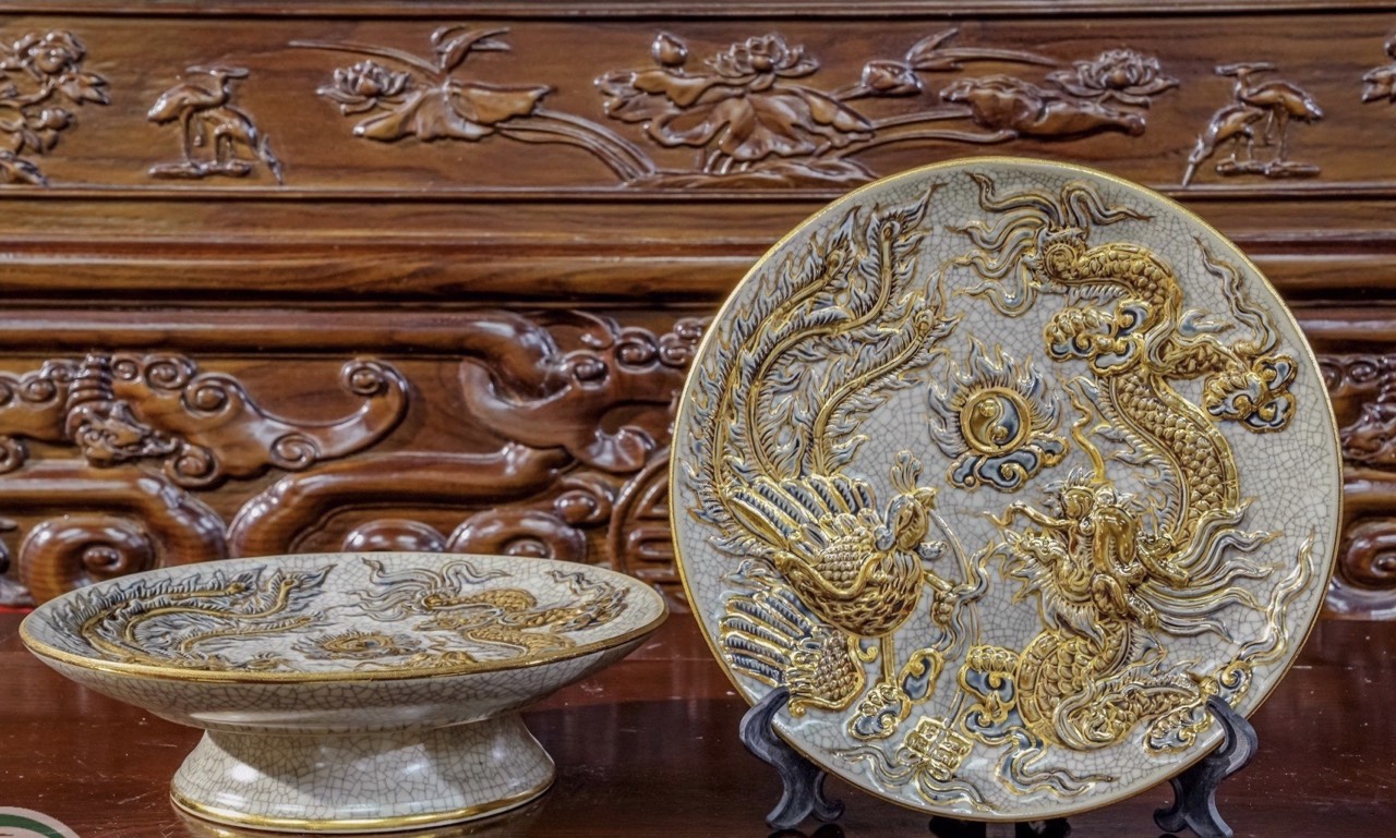 Mâm bồng dạn nổi rồng vẽ vàng H25