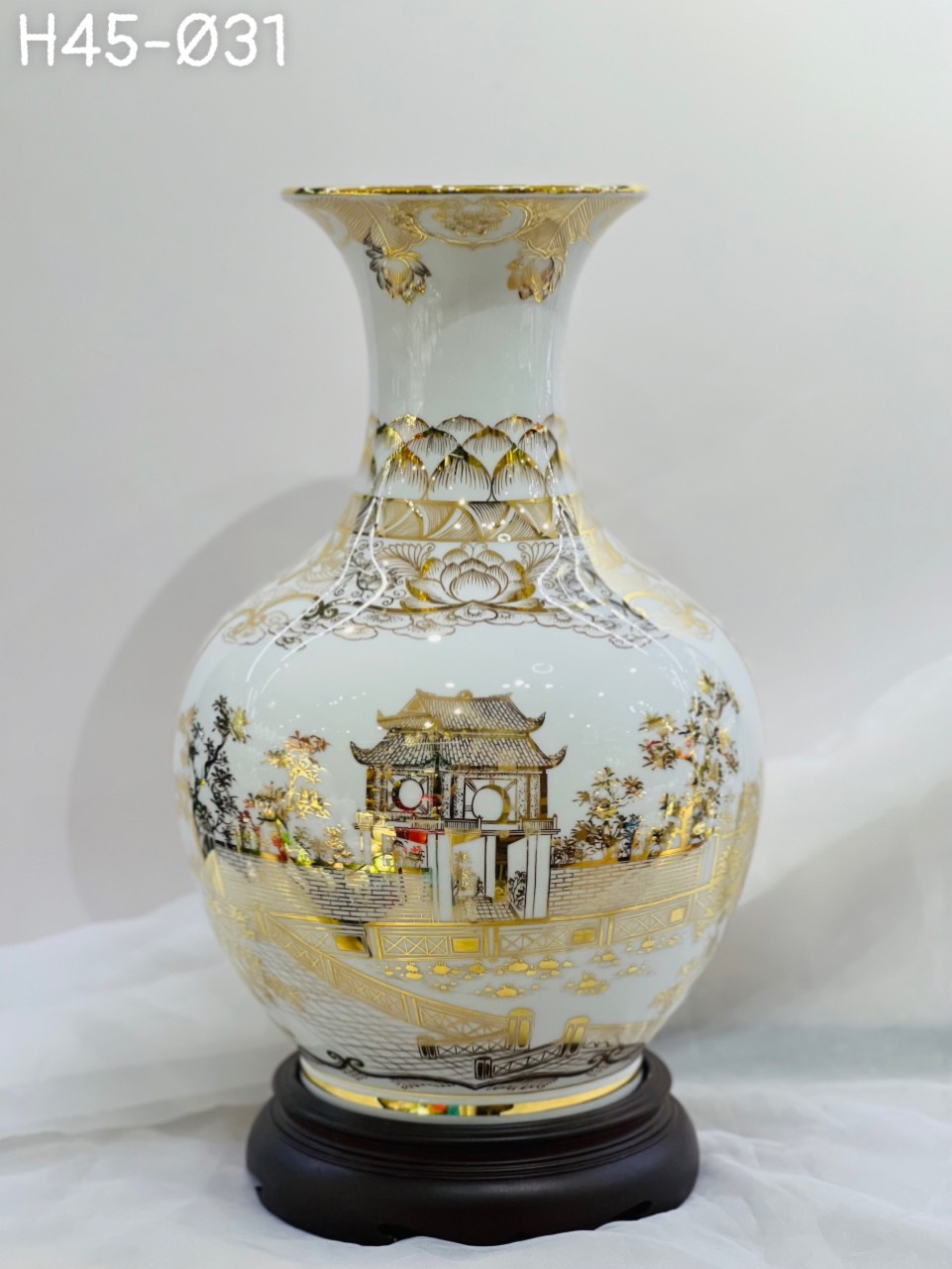 Tỏi vẽ bổ khung nhị cảnh vàng 24k