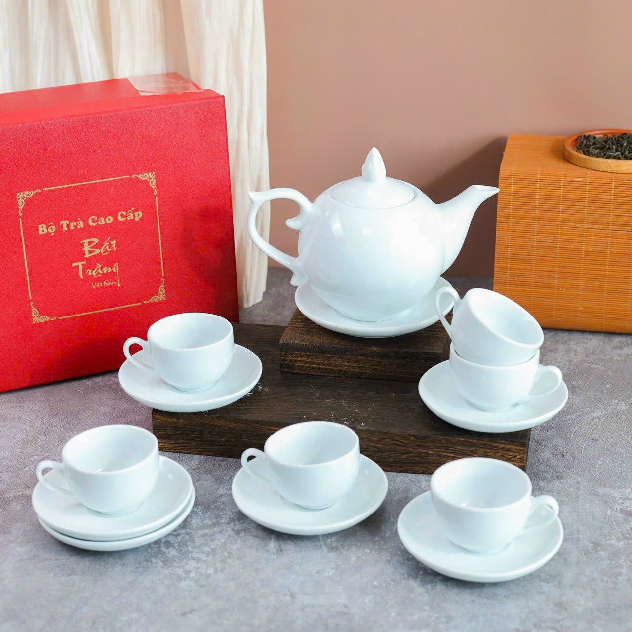 Bộ ấm chén trắng chóp Bát Tràng