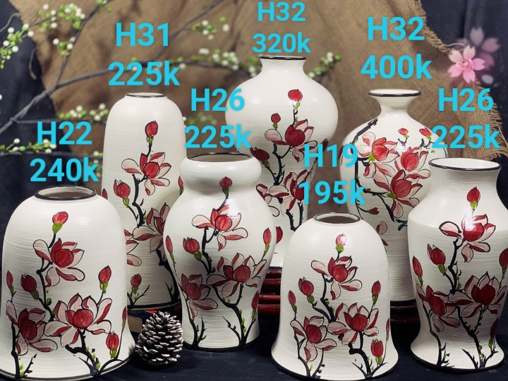 Những dáng lọ hoa sơn mài hoa gạo